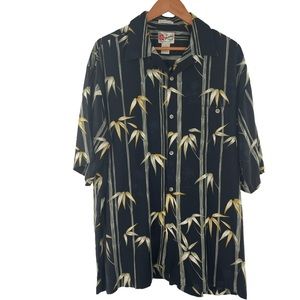 Hilo Hattie Vintage 80's 100% Rayon Short Sleeve Button Down Aloha Shirt Large